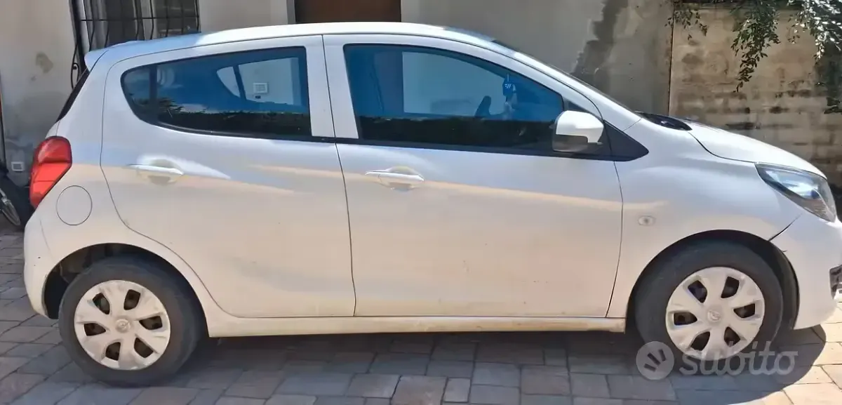 Usata Opel Karl 75 CV (55 kW) 2018 Bianco Utilitaria
