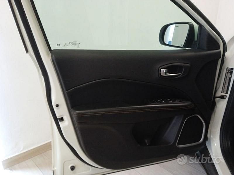 Usata Jeep Compass Limited 190 CV (139 kW) 2021 Bianco SUV