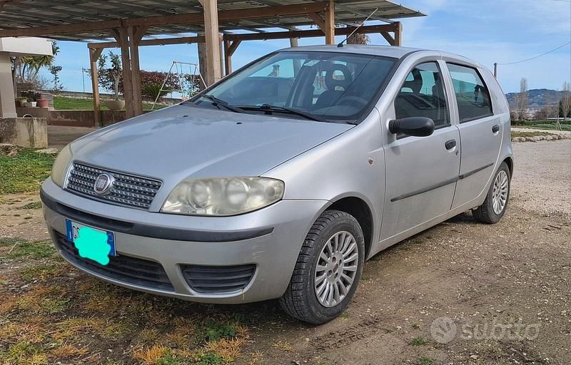 Brugt Fiat Punto Classica 60 HK (44 kW) 2008 Grå Hatchback
