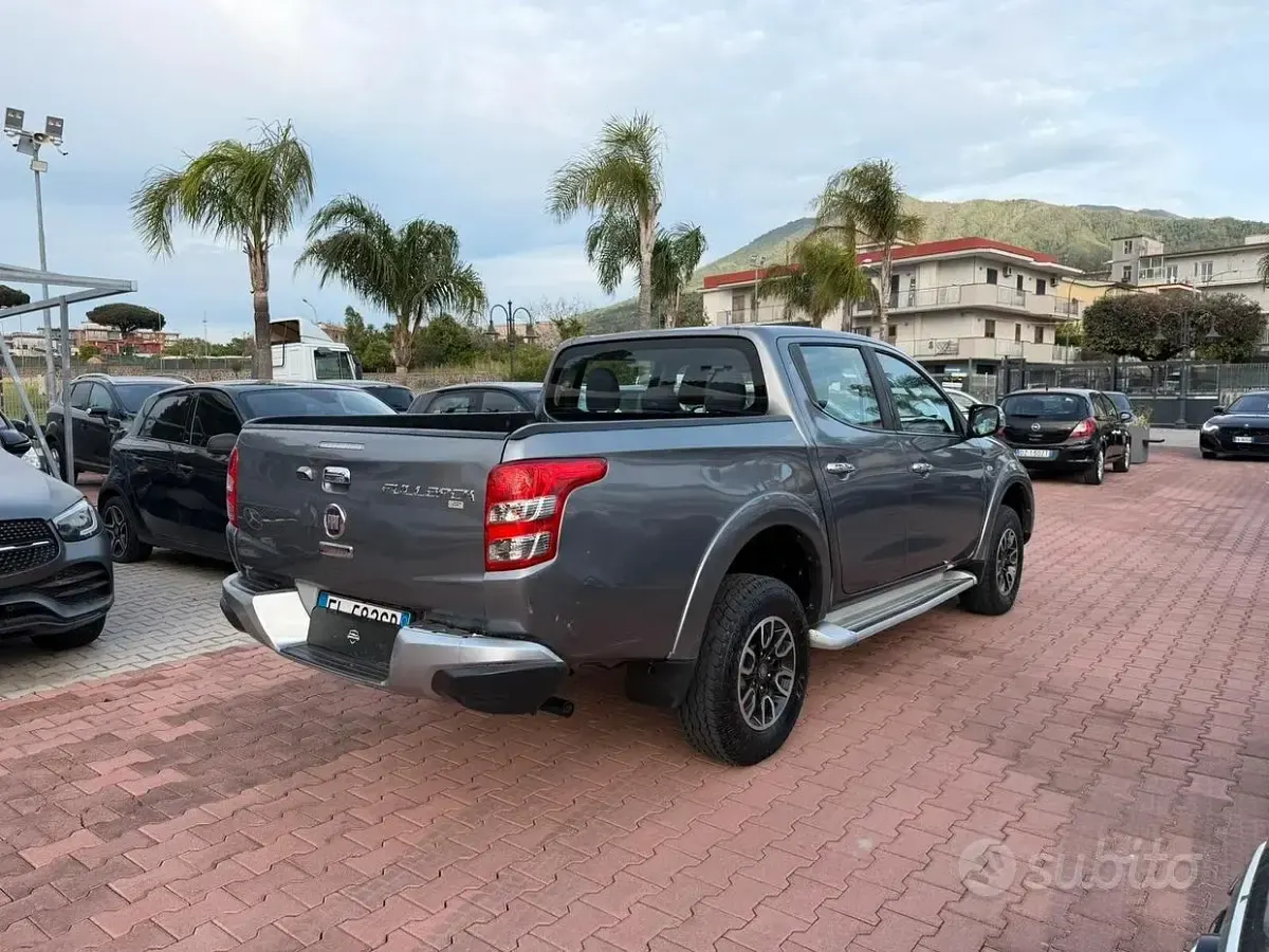 Usata Fiat Fullback 181 CV (133 kW) 2017 Grigio Pick-up