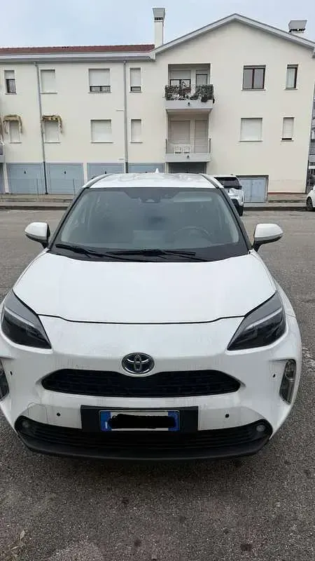 Usata Toyota Yaris Cross 116 CV (85 kW) 2022 SUV
