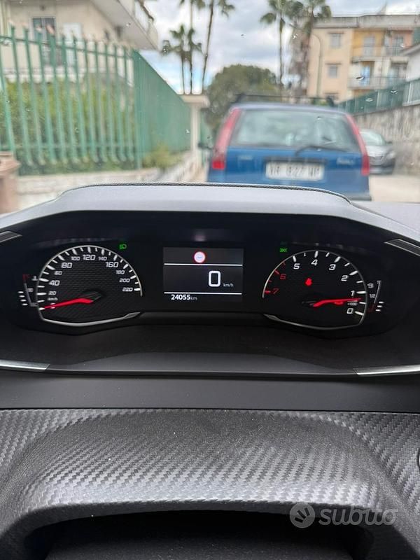 Usata Peugeot 208 75 CV (55 kW) 2021 Grigio Utilitaria