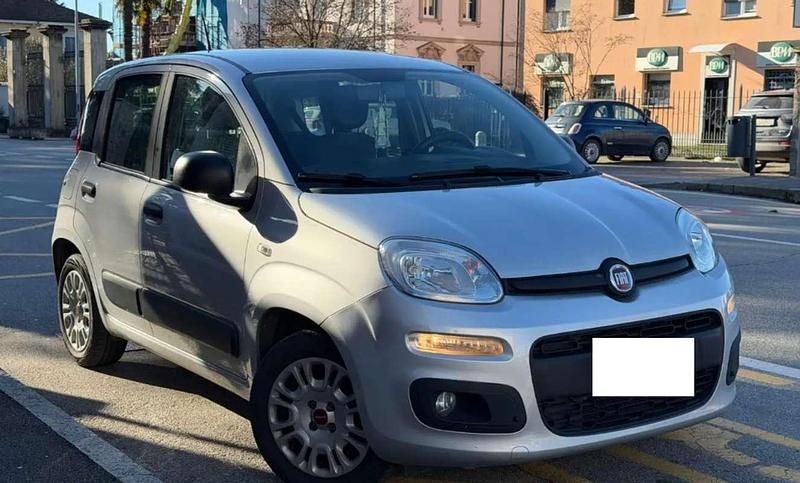 Usata Fiat Panda 69 CV (50 kW) 2016 Argento Utilitaria