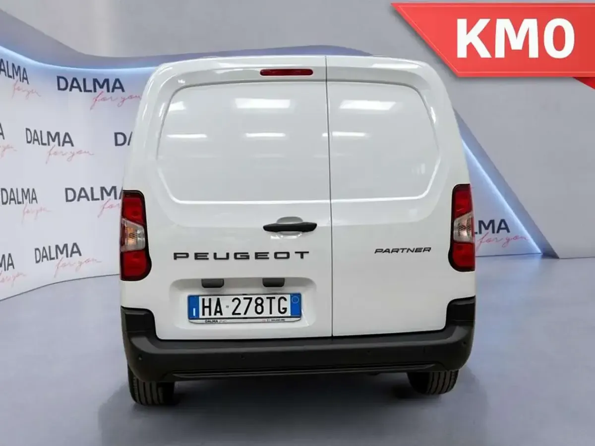 Nuova Peugeot Partner S 131 CV (96 kW) 2025 Kaolin white pastello Monovolume
