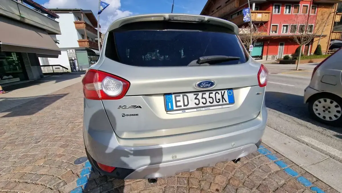 Occasion Ford Kuga Individual 163 PK (119 kW) 2010 Grijs SUV