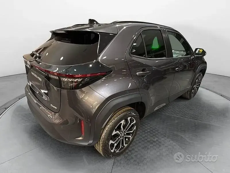 Nuova Toyota Yaris Cross Trend 115 CV (84 kW) 2026 Grigio SUV