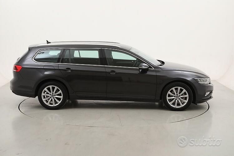 Usata VW Passat Business 150 CV (110 kW) 2022 Grigio Station wagon