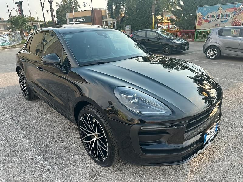 Usata Porsche Macan 265 CV (194 kW) 2023 Nero SUV