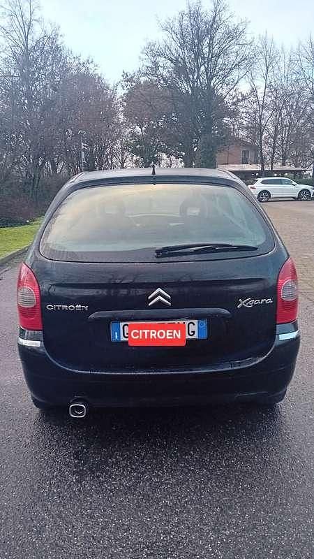 Usata Citroën Xsara Picasso 95 CV (69 kW) 2005 Nero Monovolume