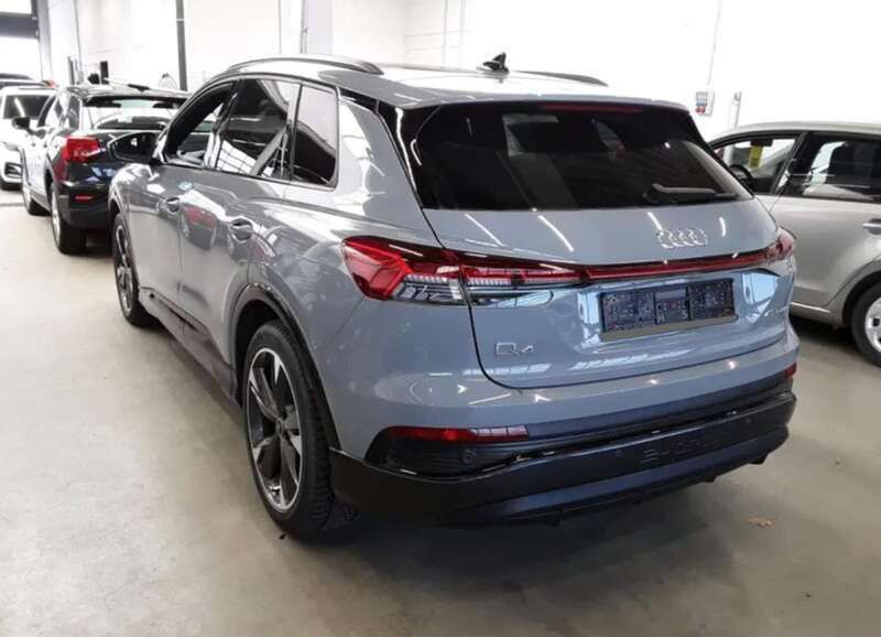 Usata Audi Q4 e-tron S-Line 69 kW (95 CV) 2022 Grigio SUV