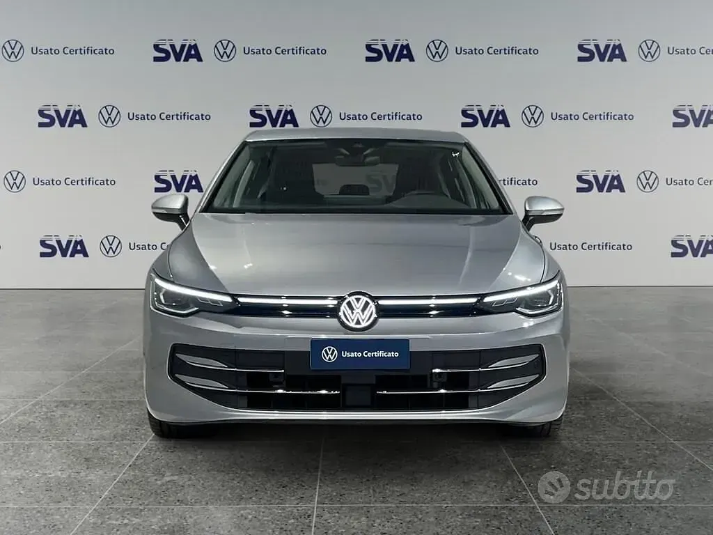 Usata VW Golf VIII Style 150 CV (110 kW) 2025 Dolomite silver Berlina