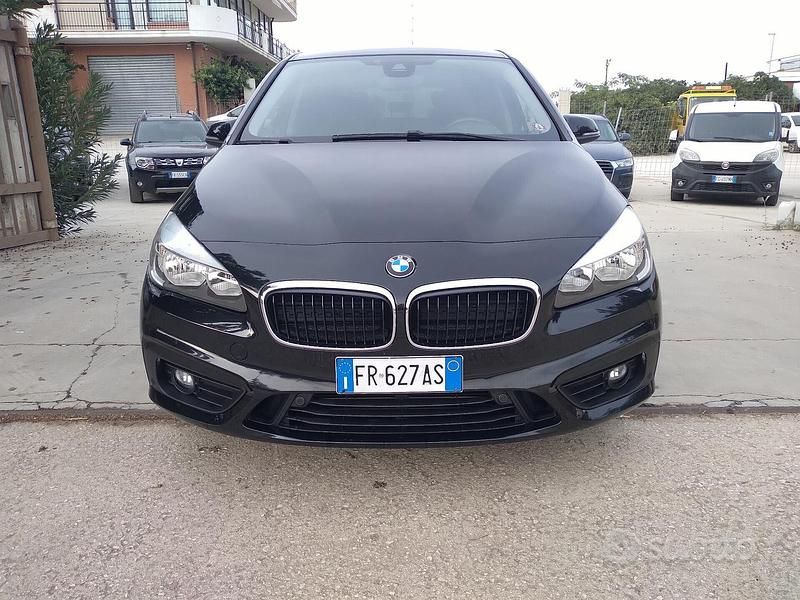 Usata BMW 218 150 CV (110 kW) 2018 Blu Station wagon