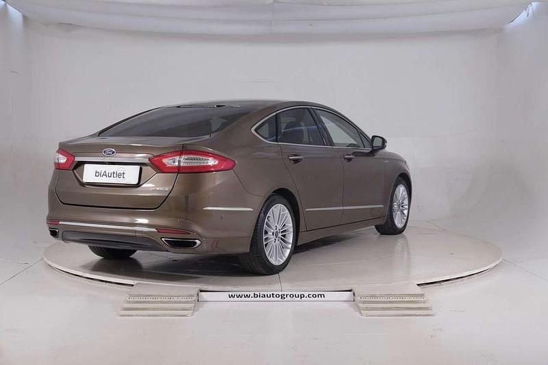 Usata Ford Mondeo Vignale 186 CV (136 kW) 2018 Marrone Berlina