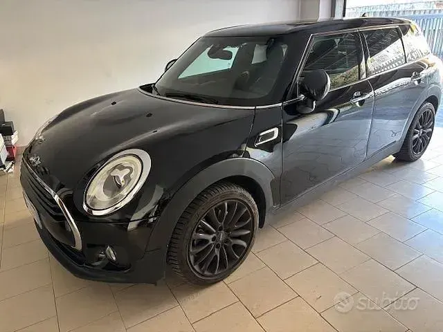 Usata Mini Clubman 150 CV (110 kW) 2018 Nero Station wagon