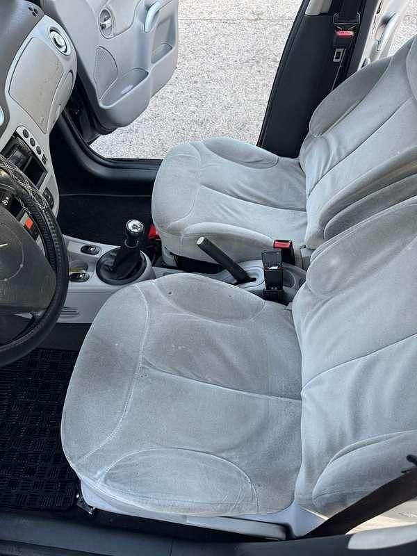 Usata Citroën C3 Exclusive 68 CV (50 kW) 2004 Berlina