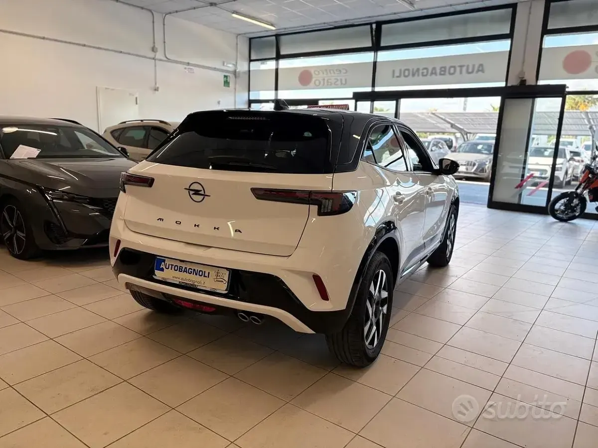Usata Opel Mokka 131 CV (96 kW) 2025 Bianco SUV