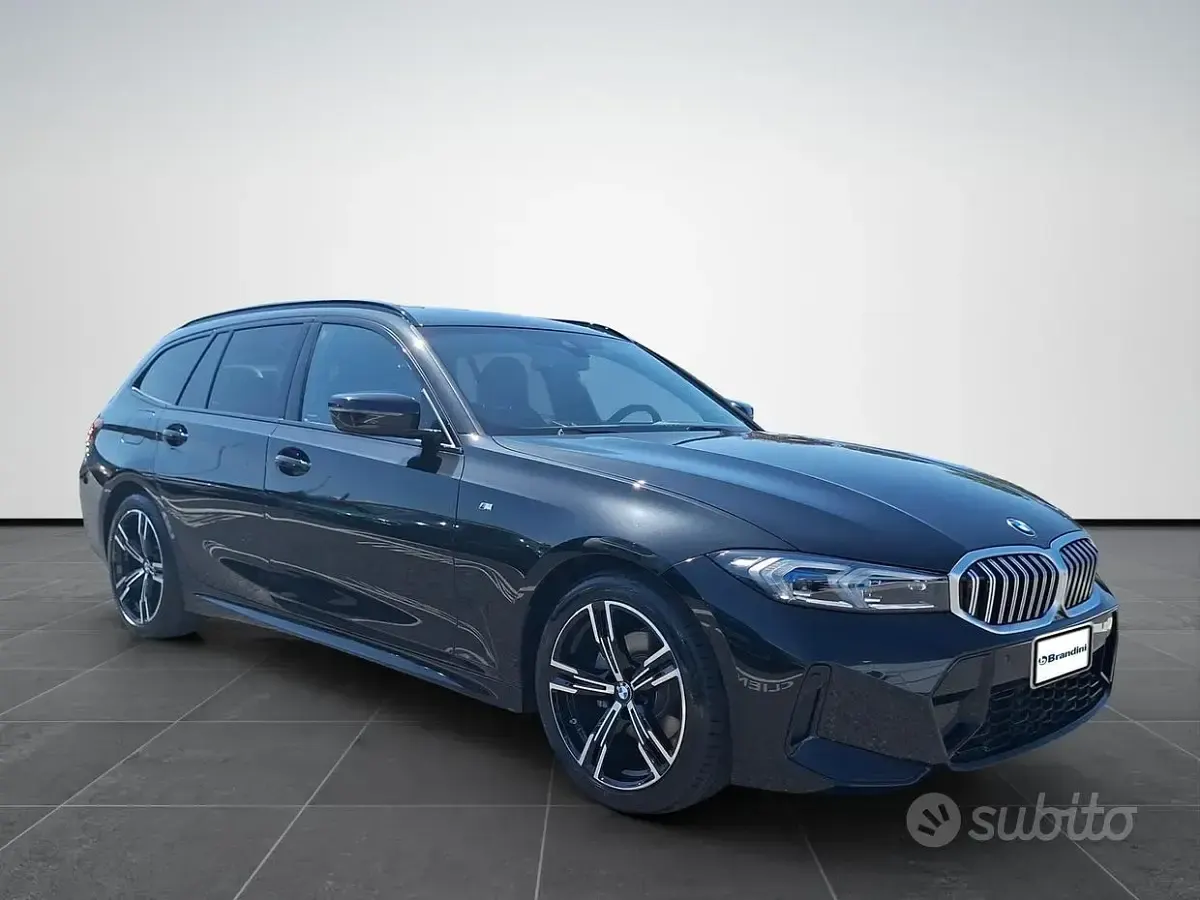 Nuova BMW 320 Comfort Edition 190 CV (139 kW) 2026 Black sapphire metallizzato Station wagon
