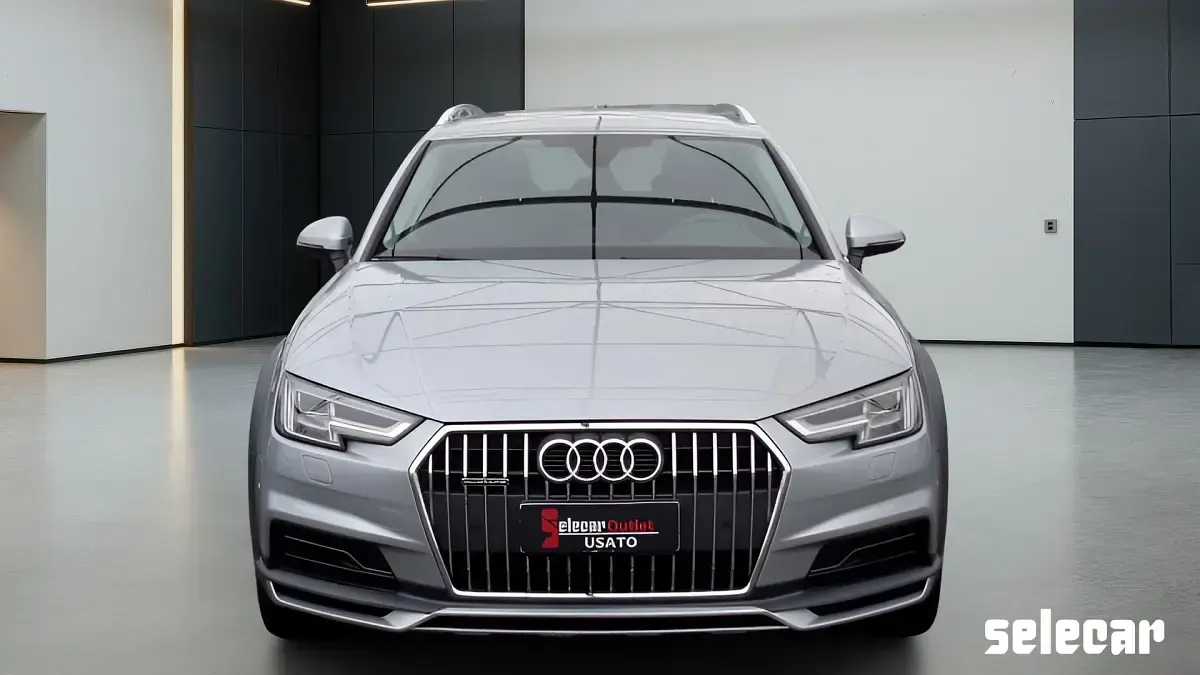 Usata Audi A4 Allroad Business 190 CV (139 kW) 2018 Argento metallizzato Station wagon