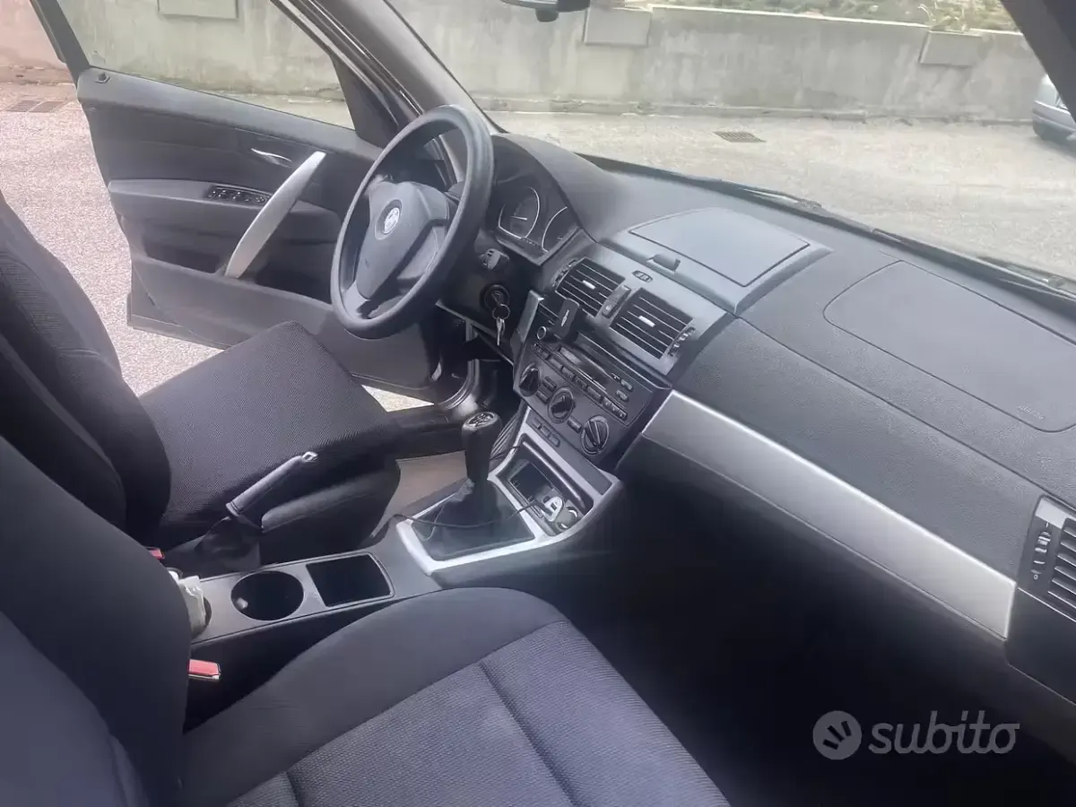 Usata BMW X3 143 CV (105 kW) 2010 Nero SUV