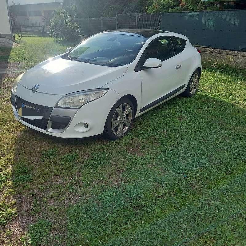 Usata Renault Mégane Coupé Luxe 110 CV (80 kW) 2010 Coupé