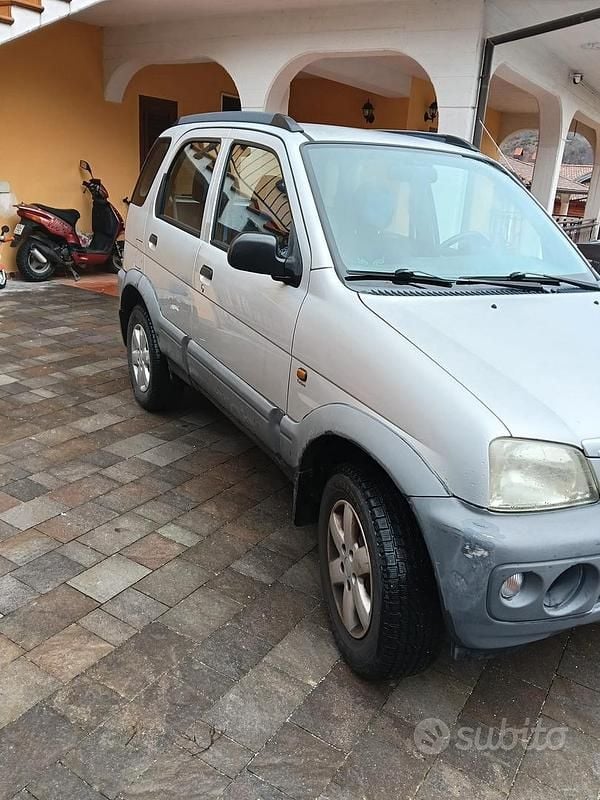 Usata Daihatsu Terios 2003 Grigio SUV