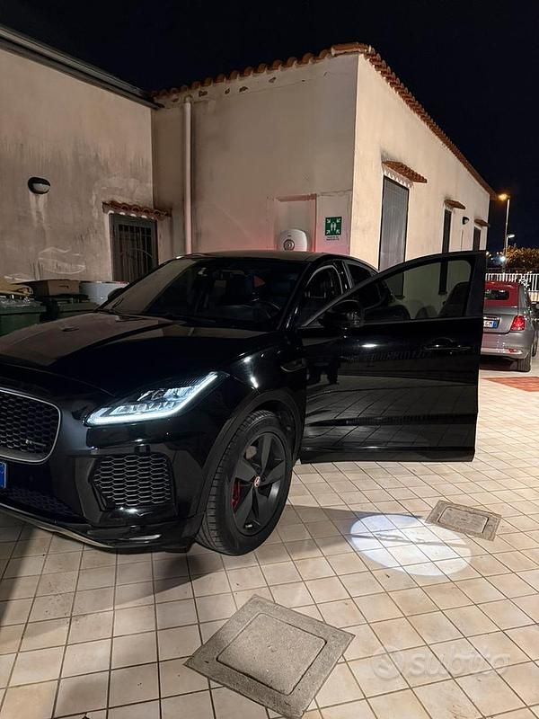 Usata Jaguar E-Pace R-Dynamic 150 CV (110 kW) 2019 Nero SUV