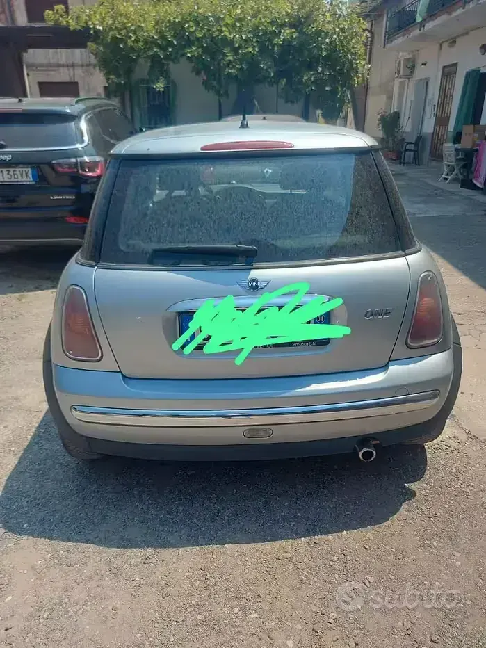 Usata Mini ONE 90 CV (66 kW) 2004 Grigio Utilitaria