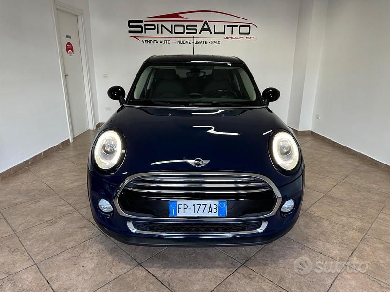 Usata Mini Cooper D Hype 116 CV (85 kW) 2018 Blu Utilitaria