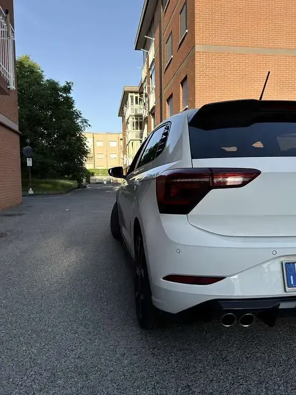 Usata VW Polo GTI 207 CV (152 kW) 2023 Bianco Utilitaria
