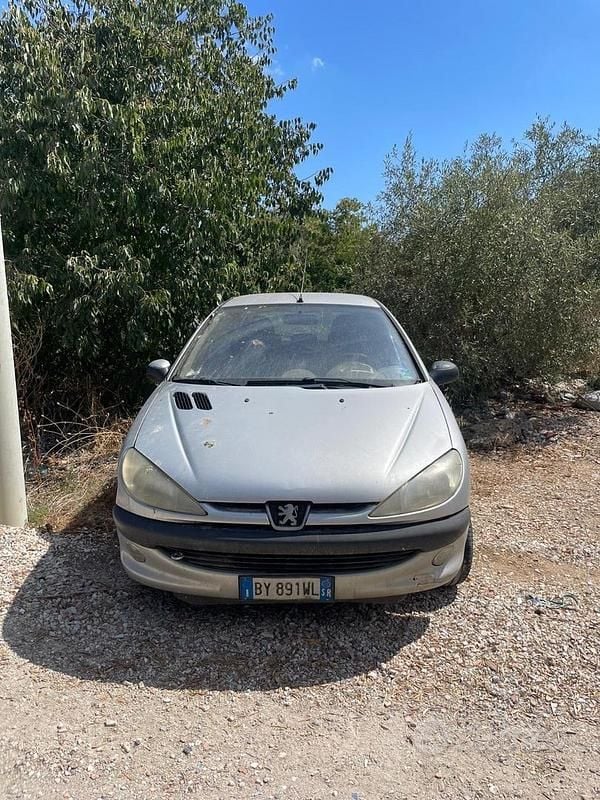 Usata Peugeot 206 2001 Grigio Utilitaria