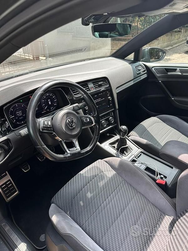 Usata VW Golf VII R-line 2017 Grigio Berlina