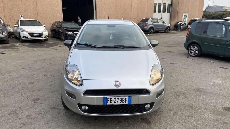 Usata Fiat Punto Evo Active 77 CV (56 kW) 2015 Argento Utilitaria