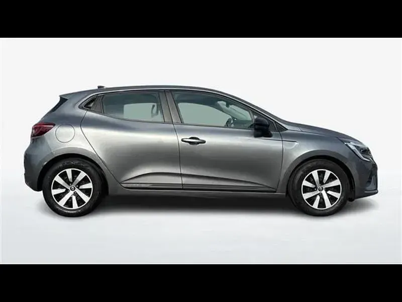 Usata Renault Clio Equilibre 145 CV (106 kW) 2023 Grigio scuro Utilitaria