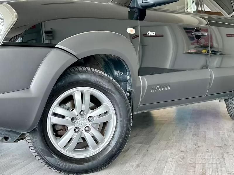 Usata Hyundai Tucson 140 CV (102 kW) 2006 Nero SUV