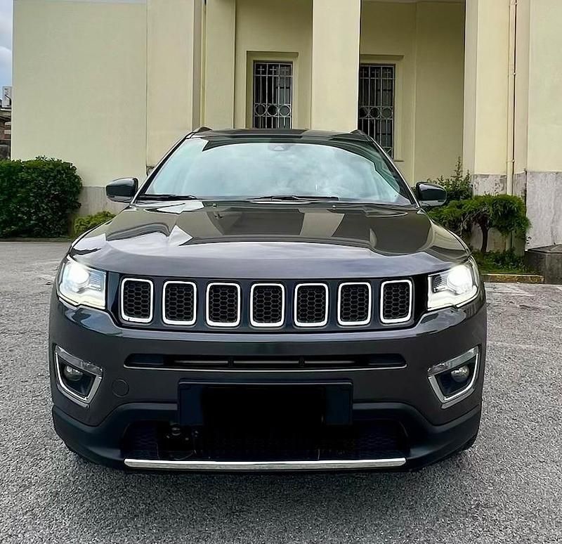 Usata Jeep Compass Limited 130 CV (95 kW) 2020 Grigio SUV