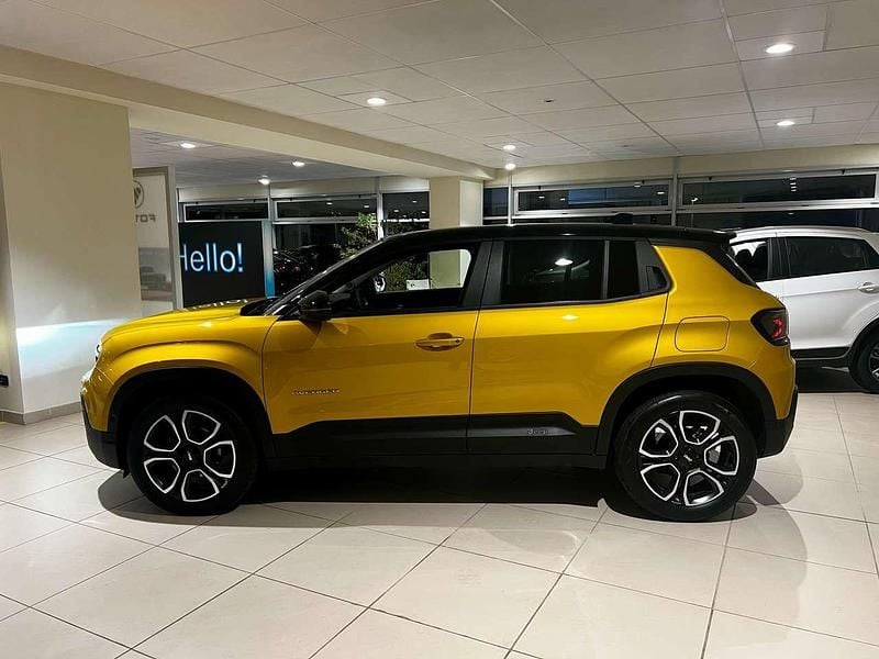 Usata Jeep Avenger Summit 101 CV (74 kW) 2023 Bronzo SUV