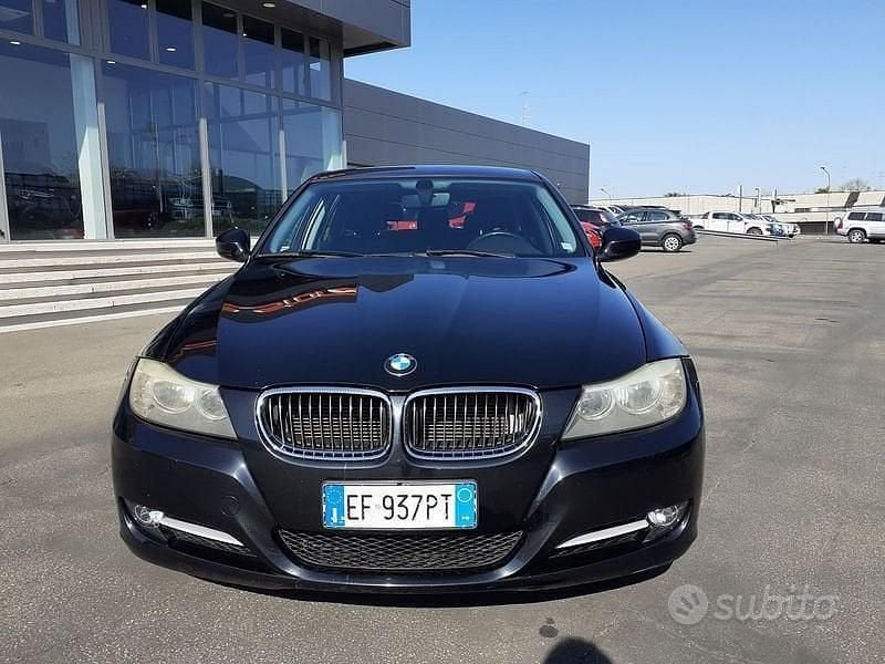 Usata BMW 320 Efficient Dynamics 184 CV (135 kW) 2010 Nero Station wagon