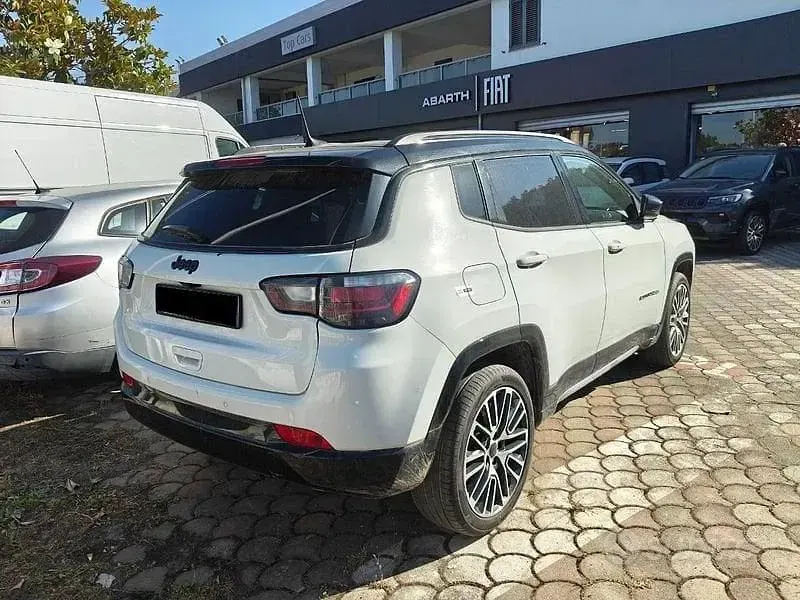 Usata Jeep Compass Altitude 131 CV (96 kW) 2025 Bianco SUV