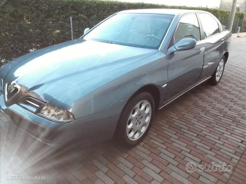 Usata Alfa Romeo 166 150 CV (110 kW) 2001 Berlina