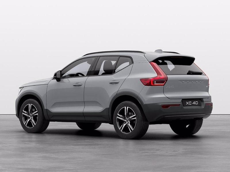 Nuova Volvo XC40 Plus 163 CV (119 kW) 2026 SUV