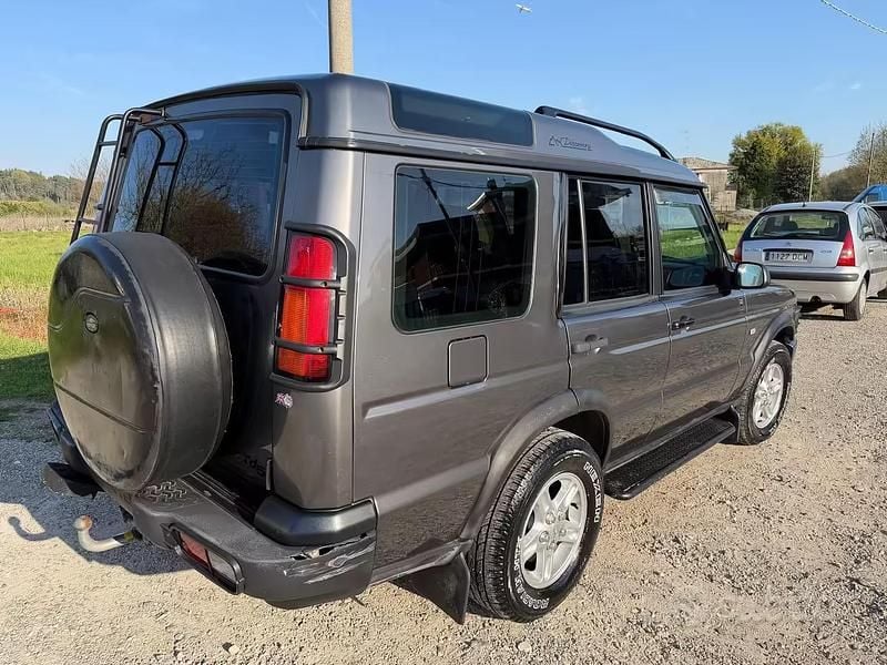 Usata Land Rover Discovery 2 138 CV (101 kW) 2003 Grigio SUV
