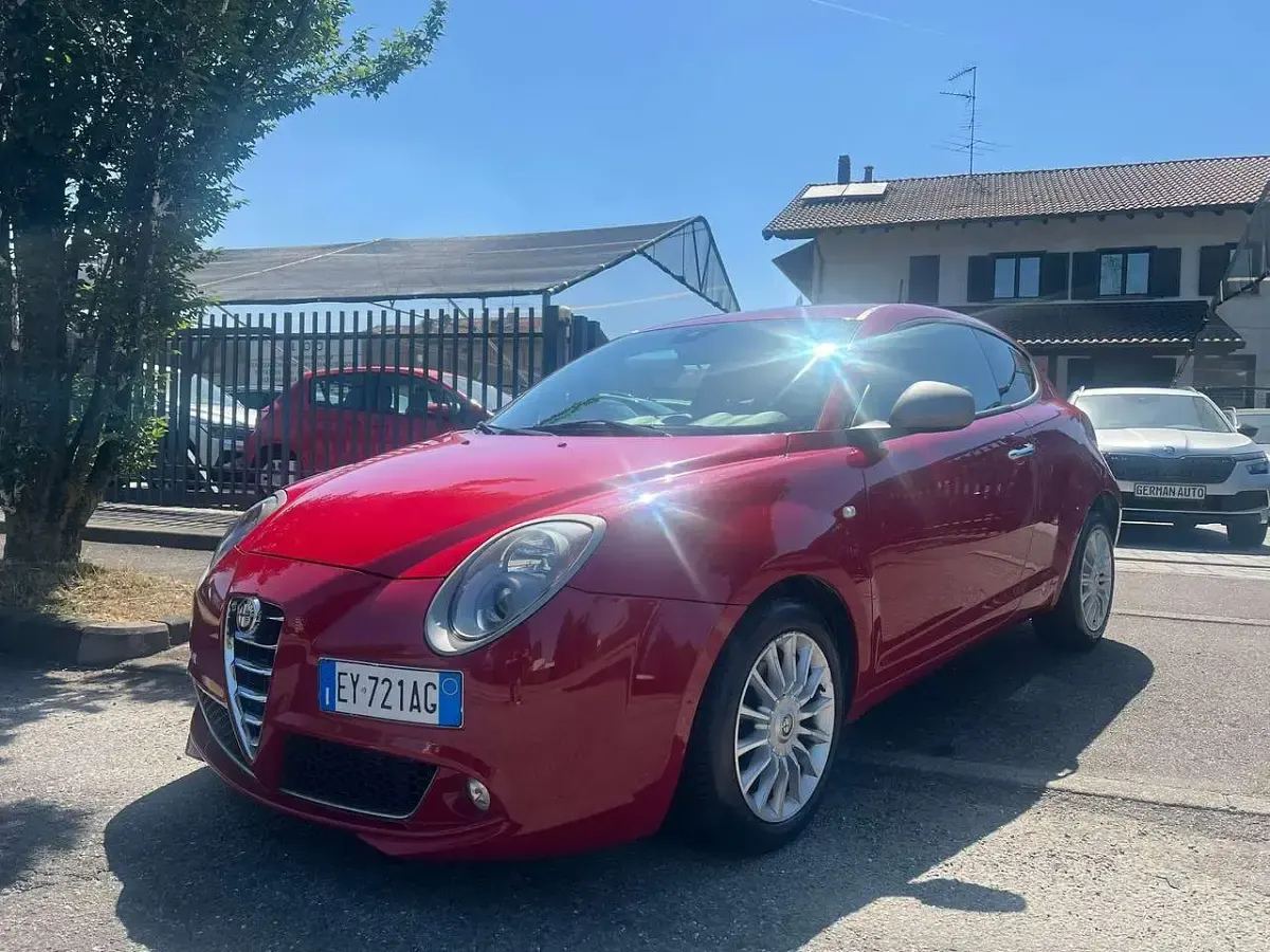 Usata Alfa Romeo MiTo 84 CV (61 kW) 2015 Rosso Utilitaria