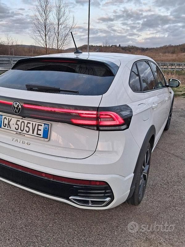 Usata VW Taigo R-line 110 CV (80 kW) 2022 Bianco SUV