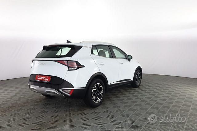 Usata Kia Sportage 135 CV (99 kW) 2023 Bianco SUV