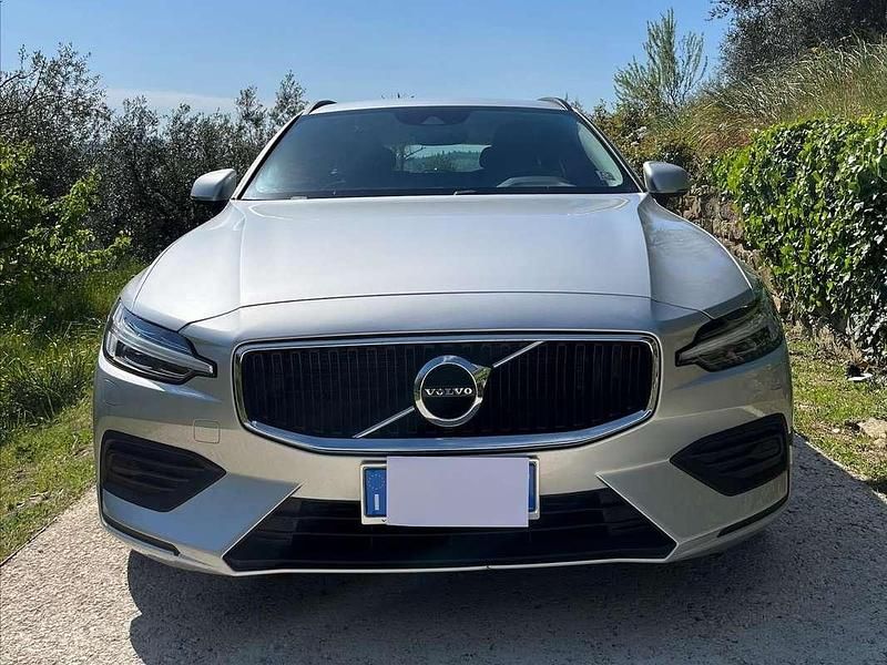 Usata Volvo V60 Business Edition 197 CV (144 kW) 2021 Argento Station wagon
