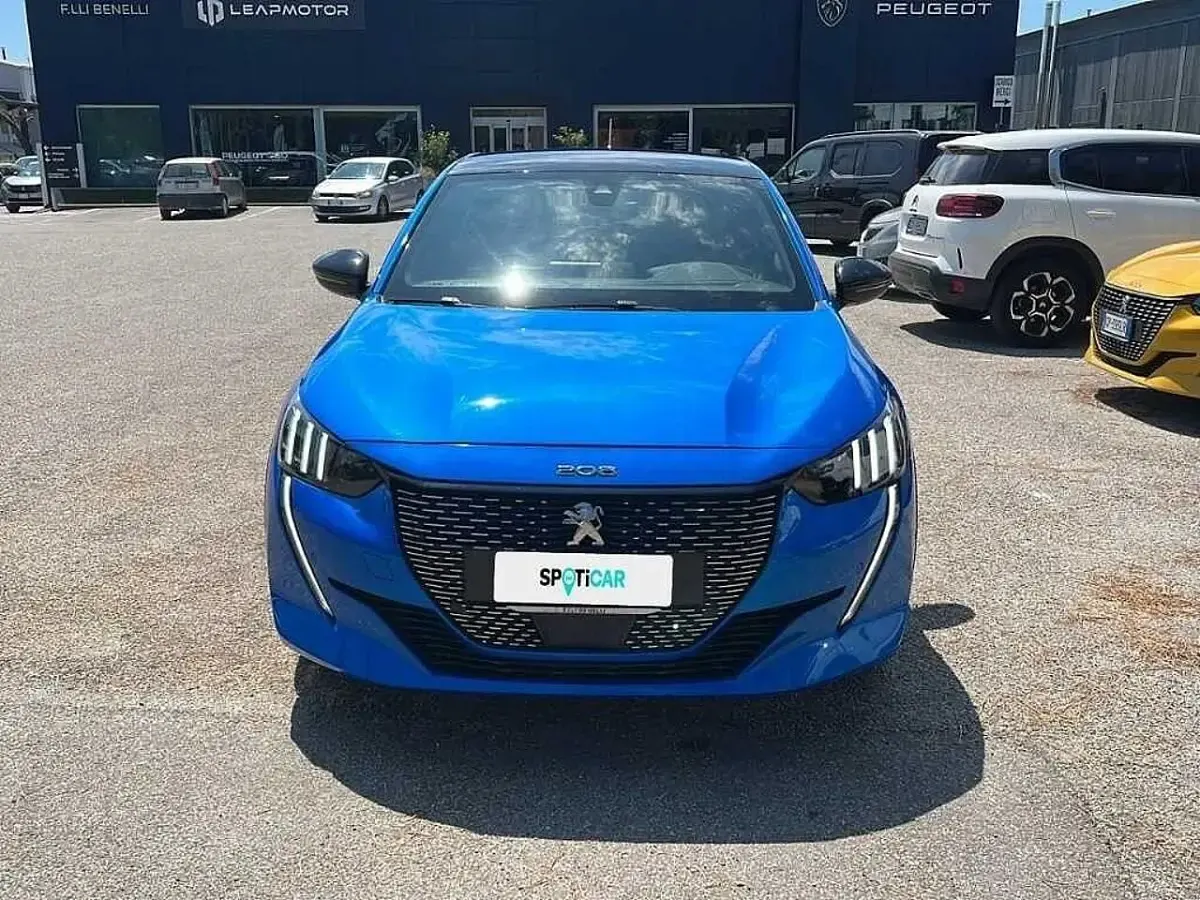 Usata Peugeot 208 GT 101 CV (74 kW) 2021 Blu met. Utilitaria