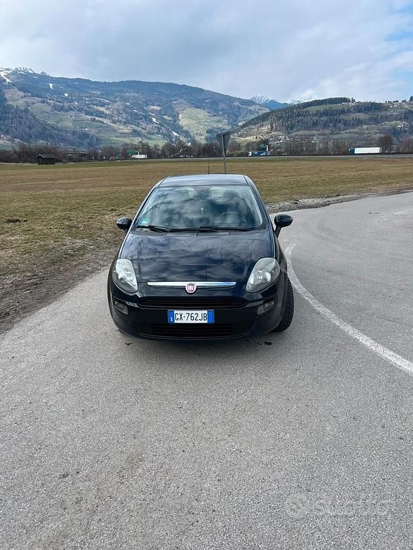 Usata Fiat Punto Evo 2011 Blu Utilitaria