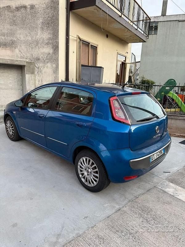 Usata Fiat Punto Evo 75 CV (55 kW) 2009 Blu Utilitaria
