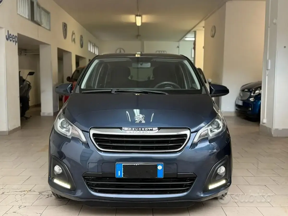 Usata Peugeot 108 Active 82 CV (60 kW) 2015 Grigio Berlina