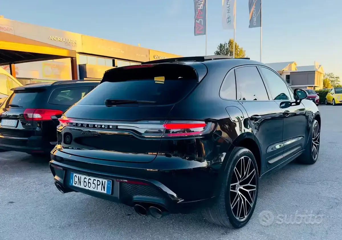 Usata Porsche Macan 381 CV (280 kW) 2023 Nero SUV